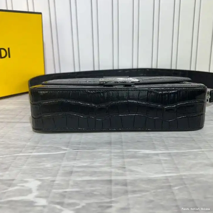 Cheap Medium Leather Black Bag In Crocodile Tiffany Baguette Fendi 0510